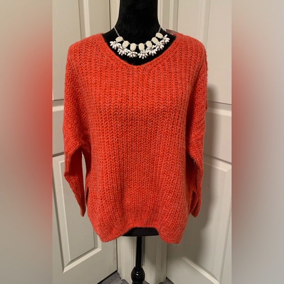 NWT Dreamers Red Soft Boutique Sweater - Picture 1 of 6